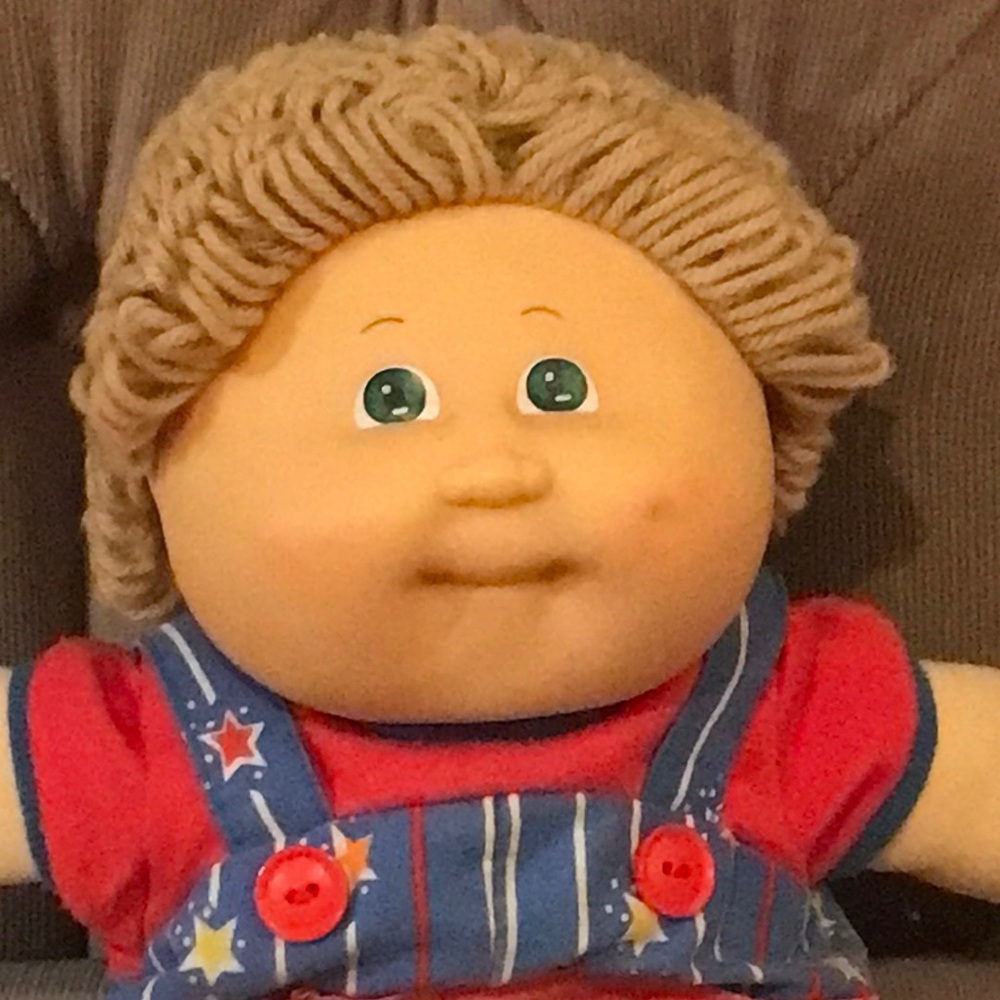 Cabbage Patch doll - Picture 2 of 5